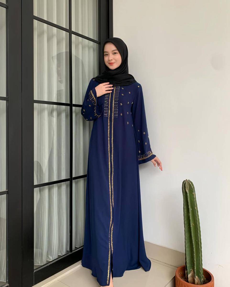 Rr. Nabila Putri (instagram.com/napputt)