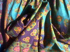 Batik Palembang (sumber: fitinline.com)