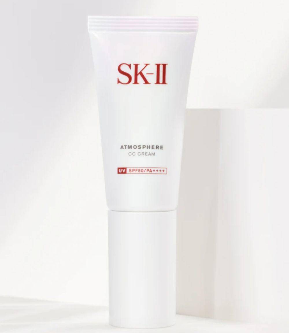 SK-II Atmosphere CC Cream SPF50 PA++++ (sk-ii.co.id)