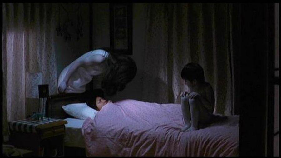 http://cdn.idntimes.com/content-images/post/old/1602a-11_juon_moviepilot.jpeg