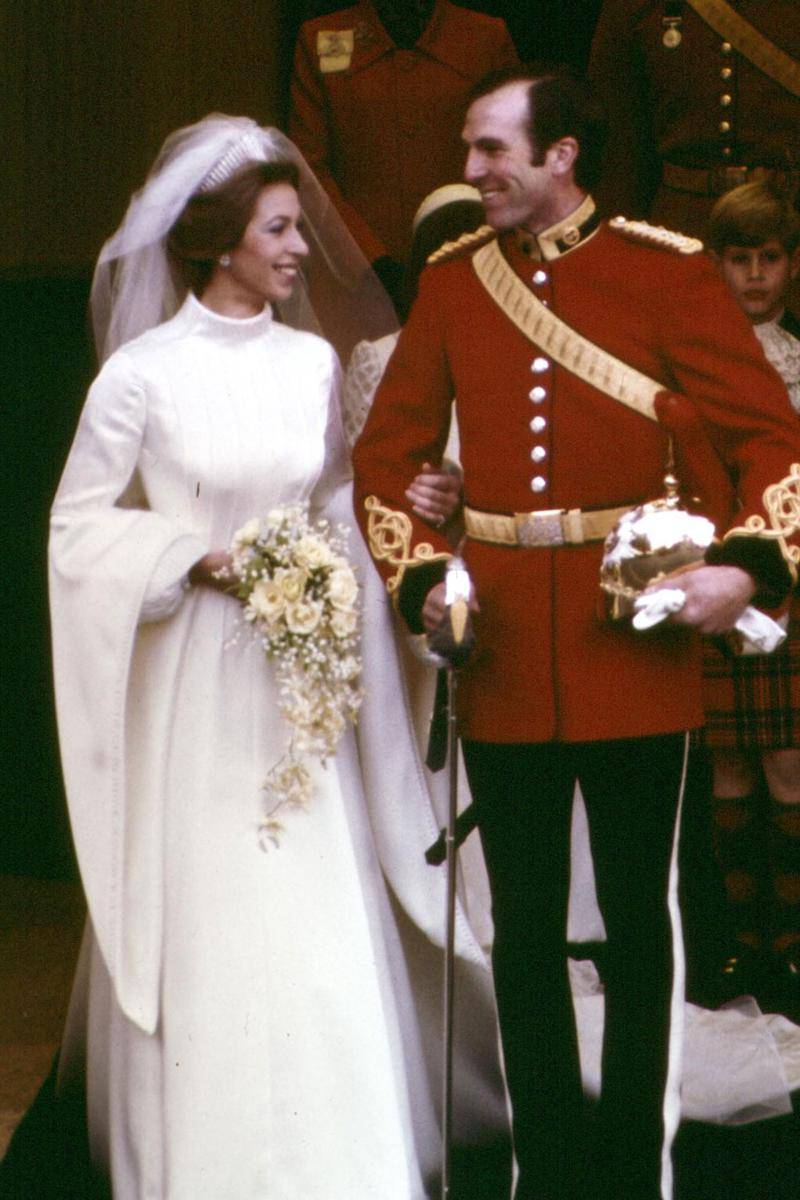 https://cdn.idntimes.com/content-images/post/20180519/1973-princess-anne-captain-mark-philips-4e70cdb4ff5674e0e5a7181012595b87.jpg