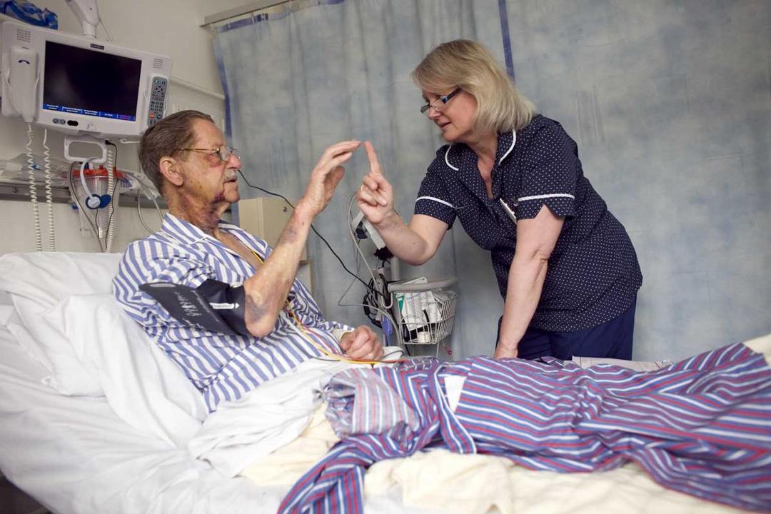 http://cdn.idntimes.com/content-images/post/20160718/1acute-stroke-unit-abf53751869d2924bbbd643f35660d3b.jpg
