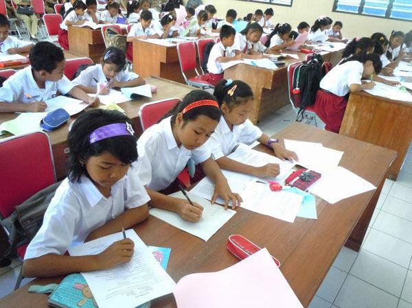 http://cdn.idntimes.com/content-images/post/20150925/1suaramerdeka.JPG