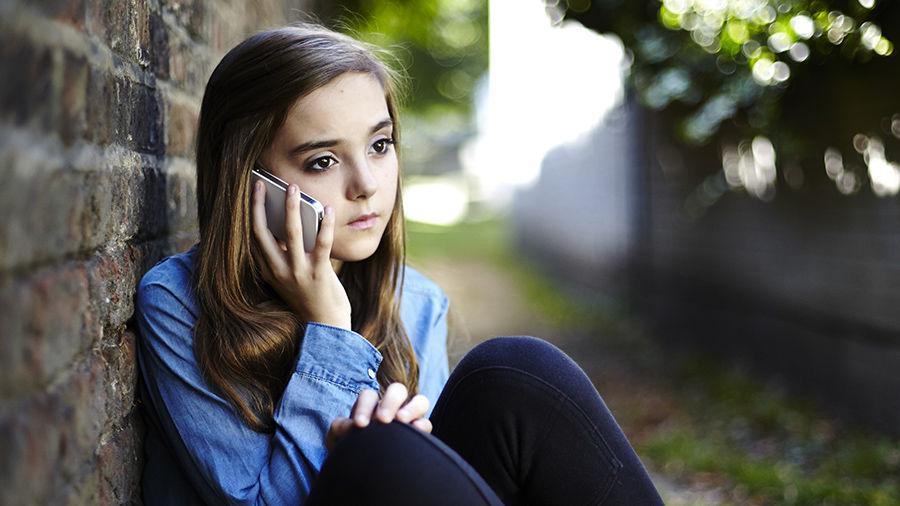 http://cdn.idntimes.com/content-images/post/20160131/20140925-012-girl-calling-b2ef749c914fb1abef5de6e0c98994f4.jpg