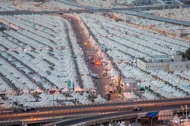 https://cdn.idntimes.com/content-images/post/20210719/2021-07-18t144756z-515787518-rc2tmo9ekjxx-rtrmadp-3-saudi-haj-871cb403e836f8dedf78d91206ae880d.jpg