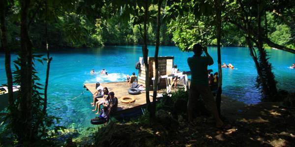 http://cdn.idntimes.com/content-images/post/old/26c76-danau-labuan-cermin---backpackerborneo.com.jpg