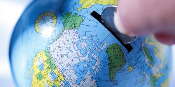 http://cdn.idntimes.com/content-images/post/old/26e04-travel-money---travelandescaoe.ca.jpg