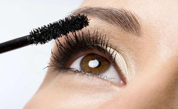 http://cdn.idntimes.com/content-images/post/old/2ece1-1_makeupgeek.jpg