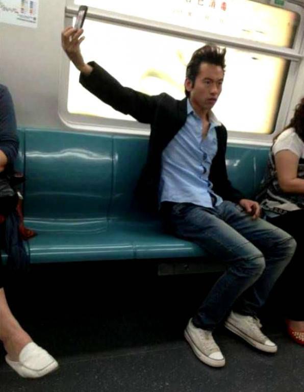 http://cdn.idntimes.com/content-images/post/old/3fd15-selfy-fails-subway_runt-of-the-web.jpg