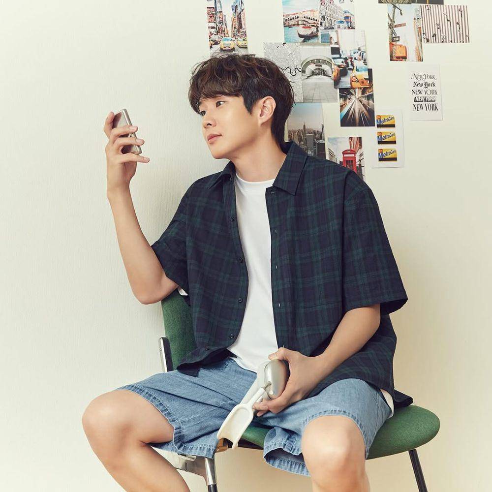 ide daily outfit keren ala Choi Woo Shik (instagram.com/dntlrdl)