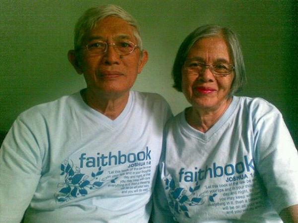 http://cdn.idntimes.com/content-images/post/old/4805e-Orangtua6_kaostshirtscom.jpg