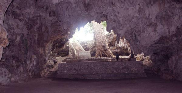 http://cdn.idntimes.com/content-images/post/old/49fb5-Gua11_gudegnet.jpg