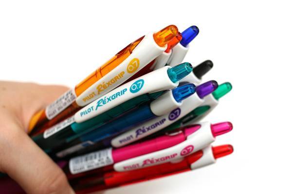 http://cdn.idntimes.com/content-images/post/old/4e29d-pilot-jetpens.jpg