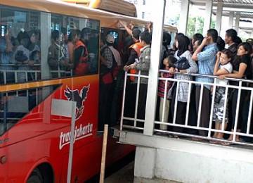 http://cdn.idntimes.com/content-images/post/old/52a37-busway2.jpg