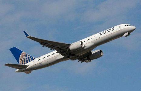 http://cdn.idntimes.com/content-images/post/old/579be-united-airlines_metrocouk.jpg