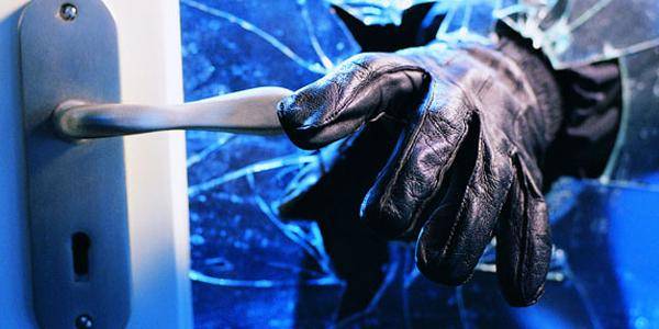 http://cdn.idntimes.com/content-images/post/old/5cbd6-black10_violence-free.jpg