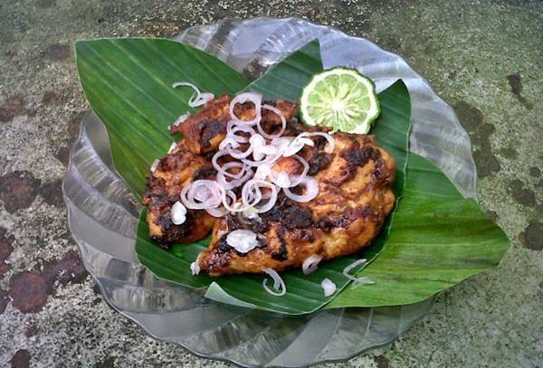 http://cdn.idntimes.com/content-images/post/old/5f34c-Kuliner4_hariqhuangwordpress.jpg