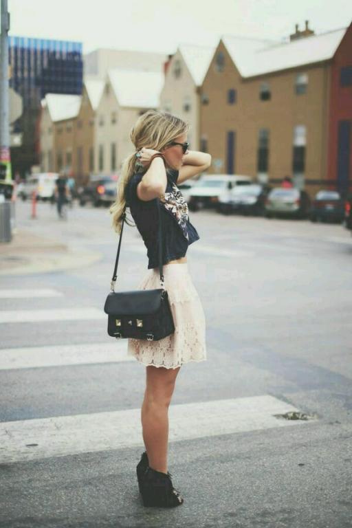 http://cdn.idntimes.com/content-images/post/old/64523-d922444cf85940271076fc96cbd8bd26-600x900.jpg