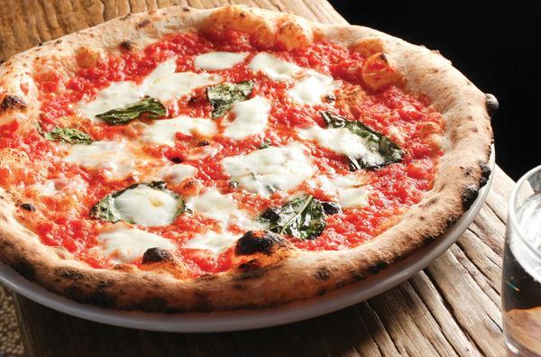 http://cdn.idntimes.com/content-images/post/old/6e994-Pizza2_pittsburghmagazinecom.jpg