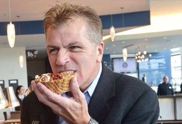 http://cdn.idntimes.com/content-images/post/old/7a9f0-Foodies5_gazettecom.jpg