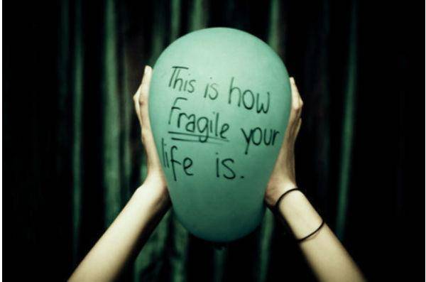 http://cdn.idntimes.com/content-images/post/old/7cb2a-Broken1_whataboutstephencom.jpg