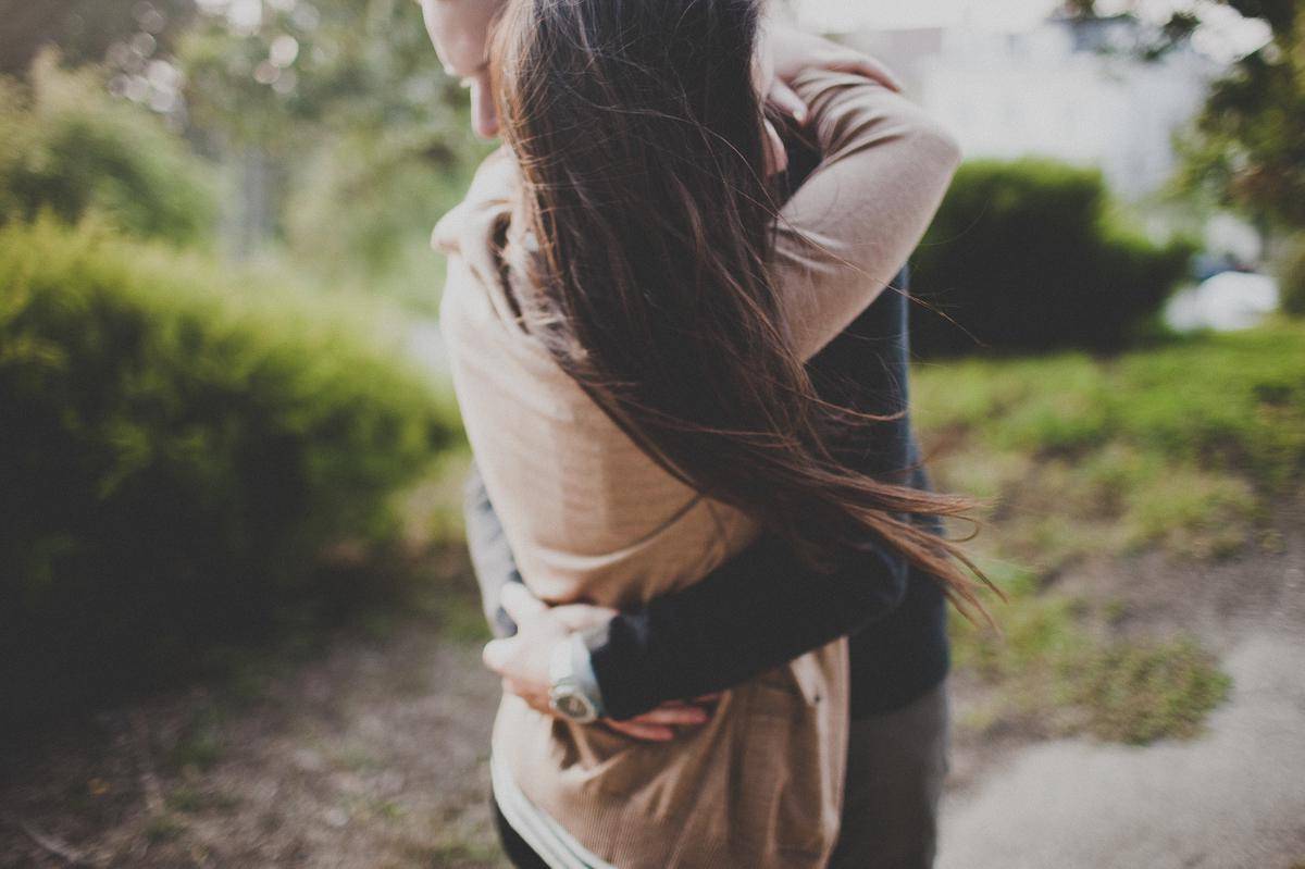http://cdn.idntimes.com/content-images/post/20160725/8358ce4f204cafba-ryker-tara-engagement-153xxxlarge-2x-d4d8f87800dcc4f39948e62c5bfb9ca0.jpg