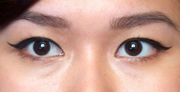 http://cdn.idntimes.com/content-images/post/old/84af3-Makeup5_glittergeekca.jpg
