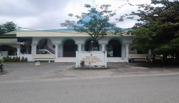 http://cdn.idntimes.com/content-images/post/old/8ee7d-Unlam3_dokumenpribadi.jpg