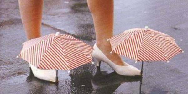 http://cdn.idntimes.com/content-images/post/old/92e80-shoe-umbrellas---ilively.com.jpg