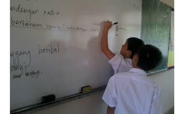http://cdn.idntimes.com/content-images/post/old/94b8c-Tulisan12_khairulanizablogspot.jpg