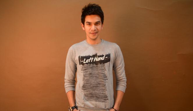 http://cdn.idntimes.com/content-images/post/old/a0b00-168939_jonathan-frizzy-jatuh-cinta-dengan-pastry_663_382.JPG