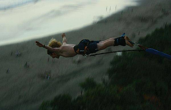 http://cdn.idntimes.com/content-images/post/old/a1b5c-Adrenalin1_brett-traviscom.JPG