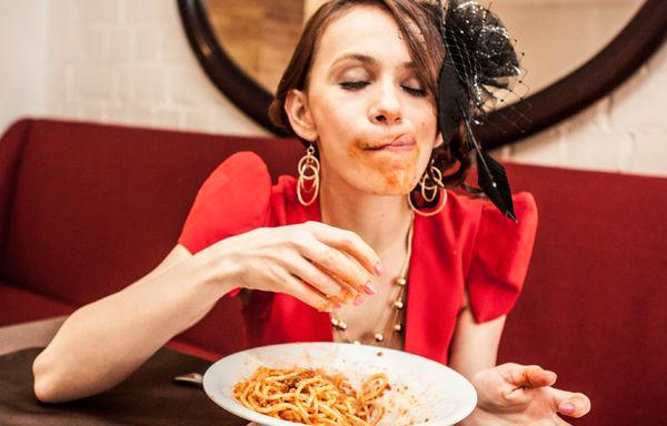 http://cdn.idntimes.com/content-images/post/old/a2f84-FirstDate29_littleredbookcomau.jpg