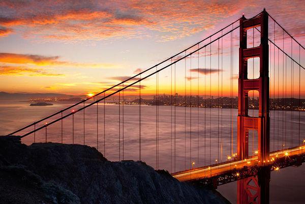 http://cdn.idntimes.com/content-images/post/old/a7f46-Sunrise19_fineartamericacom.jpg