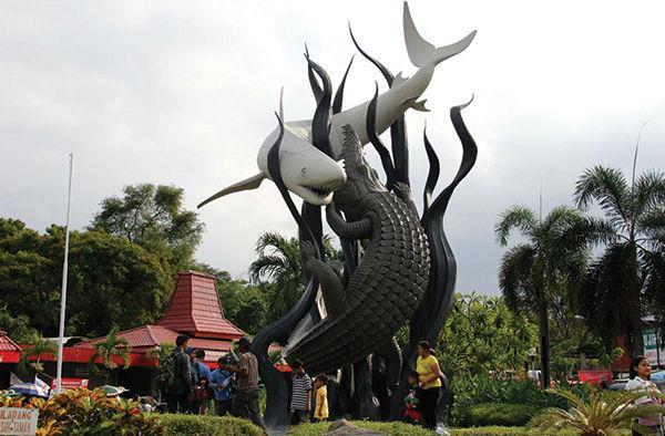 http://cdn.idntimes.com/content-images/post/old/a8038-Surabaya1_callmekikioblogspotcom.jpg