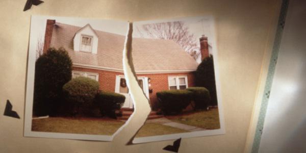 http://cdn.idntimes.com/content-images/post/old/ac68e-broken-home.jpg
