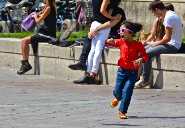 http://cdn.idntimes.com/content-images/post/old/ae3f4-1_byuinparis_blogspot.jpg