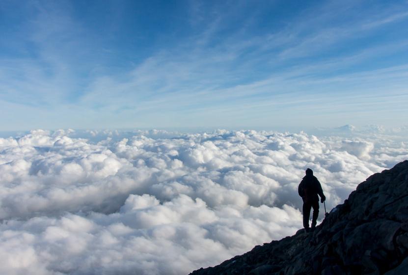 https://cdn.idntimes.com/content-images/post/20171123/agung2-690d88ed7a4d7caf71265013c70494d0.jpg