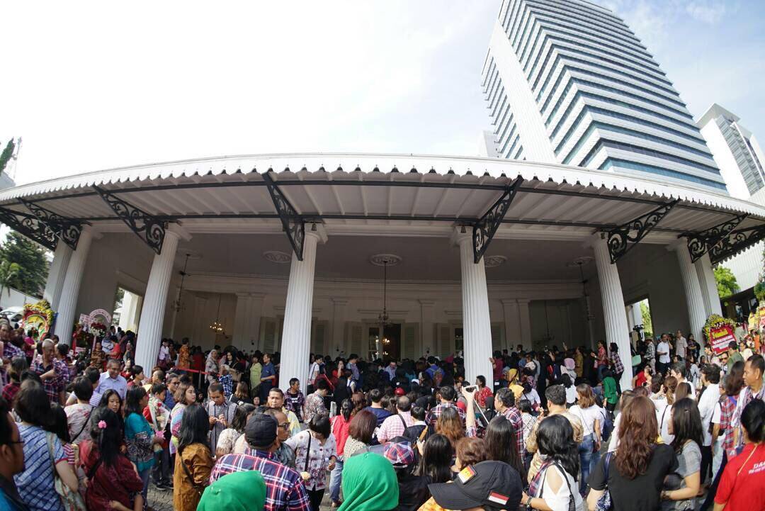 https://cdn.idntimes.com/content-images/post/20170426/ahok1-88ab4e39b32239414c449b8c154f9a7d.jpg