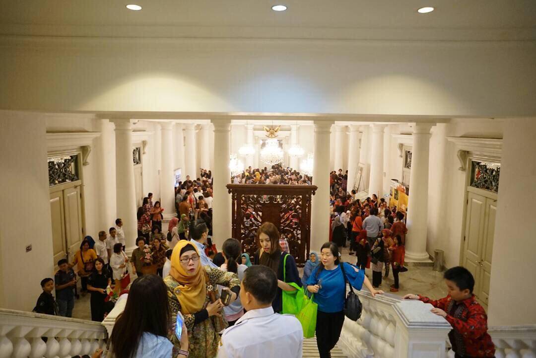 https://cdn.idntimes.com/content-images/post/20170426/ahok2-7e3916ea13889128f6f2f09556fdada5.jpg
