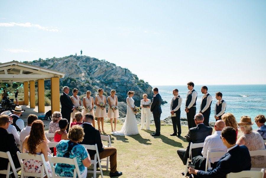http://cdn.idntimes.com/content-images/post/20160225/aimee-tom-rottnest-island-wedding-009-900x601-efd9cbef08cf98b3bf2f71c8525b2fab.jpg