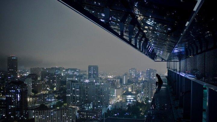 http://cdn.idntimes.com/content-images/community/2017/08/alone-girl-building-night-city-a012debc9330594400d1078e9003e537.jpg