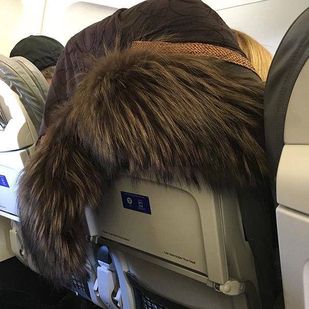 http://cdn.idntimes.com/content-images/post/20160411/annoying-passenger-shaming-flight-travel-airlines-22-605-d82e4c5f2244db129ac29a5aeada8c56.jpg
