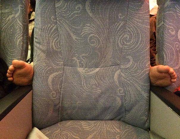 http://cdn.idntimes.com/content-images/post/20160411/annoying-passenger-shaming-flight-travel-airlines-44-605-8b2c23b663c781076b450014e759a057.jpg