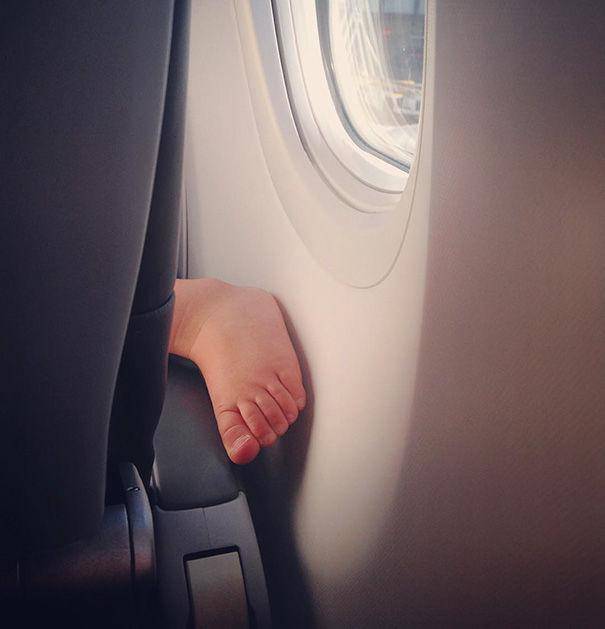 http://cdn.idntimes.com/content-images/post/20160411/annoying-passenger-shaming-flight-travel-airlines-74-605-bec105f55386327483700c488ebc3c84.jpg