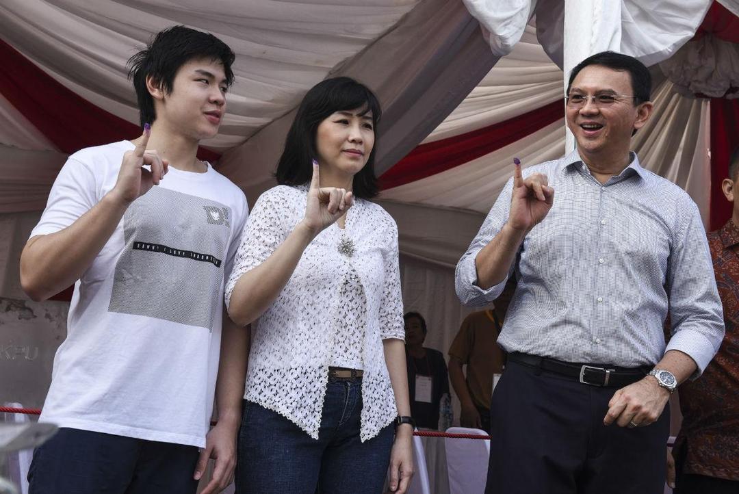 https://cdn.idntimes.com/content-images/post/20170421/antarafoto-basuki-tjahaja-purnama-memilih-0190417-hma-7-8a273eaad4e6c4bfd2e12ceef5b029f8.jpg