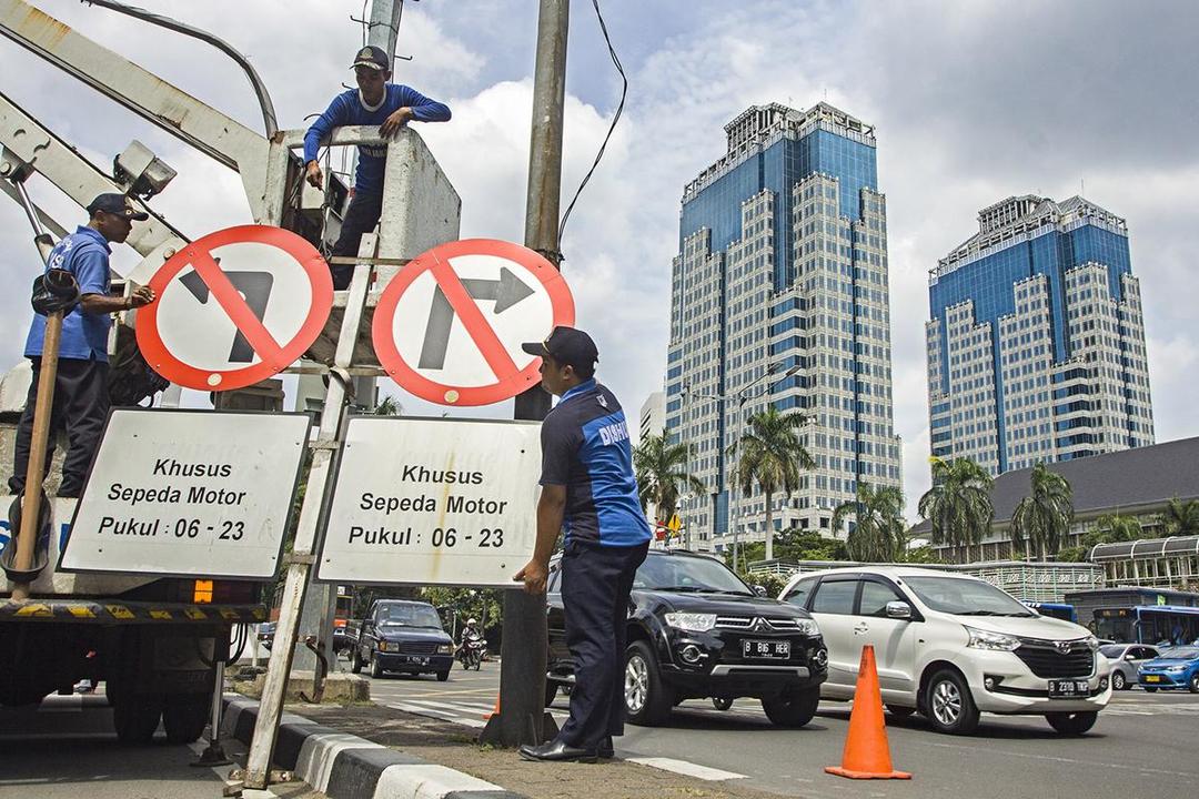 https://cdn.idntimes.com/content-images/post/20180112/antarafoto-cabut-larangan-motor-melintas-100118-gp-3-20ac0e9a37a4648ff47409bdb5f82912.jpg