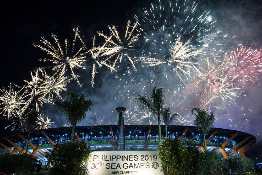 https://cdn.idntimes.com/content-images/post/20191211/antarafoto-penutupan-sea-games-2019-111219-sgd-1-1244e05fced5235455d166ace96597b4.jpg
