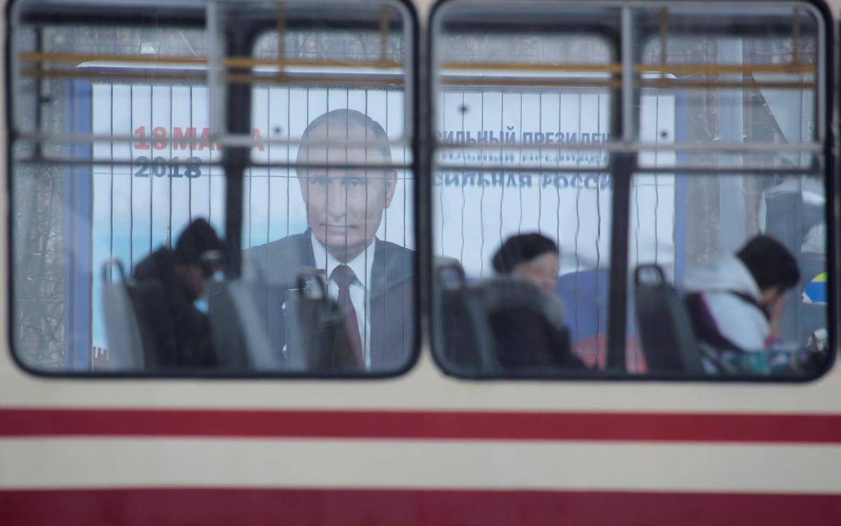https://cdn.idntimes.com/content-images/post/20180319/antarafoto-putin-campaign-election-russia-140318-ff0b942bd5a7978664d86d98d61835c1.jpg