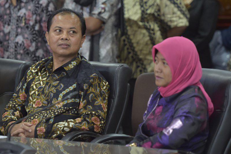 https://cdn.idntimes.com/content-images/post/20170417/antarafoto-sidang-kode-etik-pilkada-070417-bean-3-1492406536-56017-e9918a538980810aa588c7603b91a940.jpg